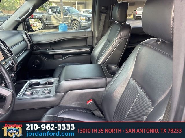 Used Car 2019 Ford Expedition  Xlt For Sale Under $25,000 In San Antonio, Texas