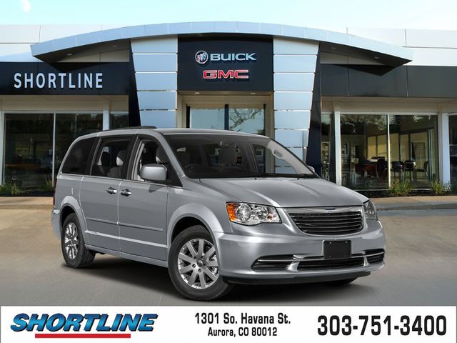 2015 Chrysler Town & Country Touring FWD