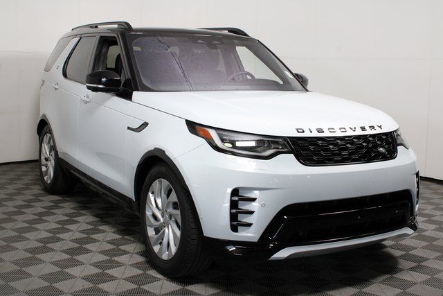 2023 Land Rover Discovery P300 S R-Dynamic AWD