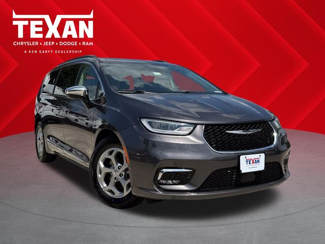 2023 Chrysler Pacifica Limited Gray at Durrett Motor Company