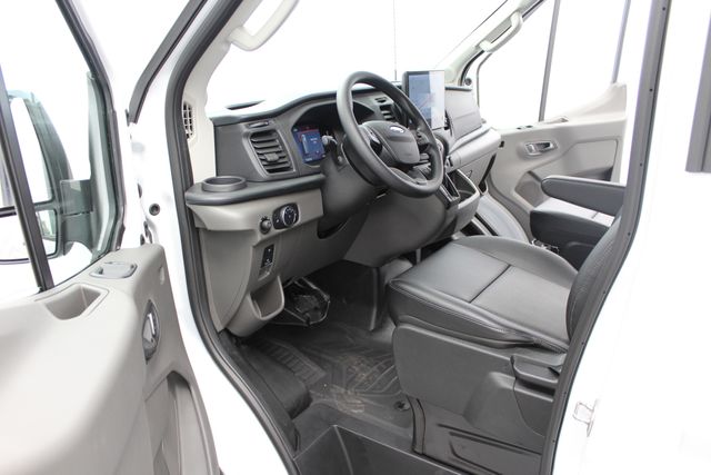 New 2026 White Ford Base image 8
