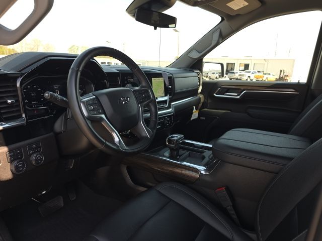 2025 Chevrolet Silverado 1500 RST:45944A