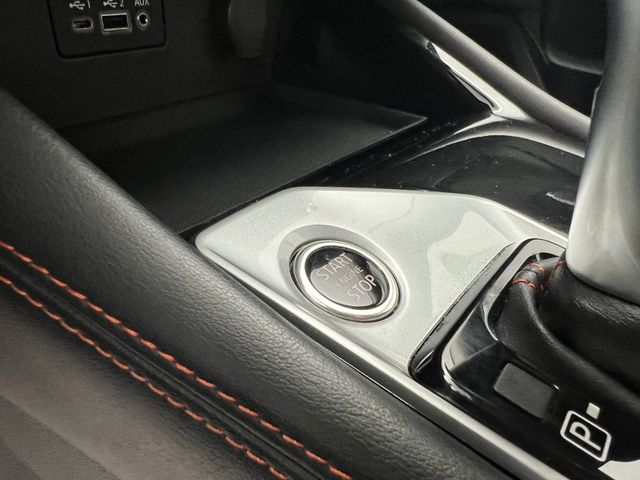 2023 Glacier White Nissan Altima 2.5 SR FWD Sedan
