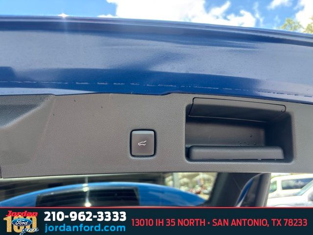 Used Car 2022 Ford Escape  Se For Sale Under $25,000 In San Antonio, Texas