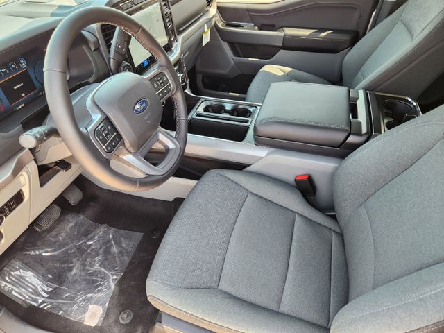 2024 Iconic Silver Metallic Ford F-150 XLT RWD Truck