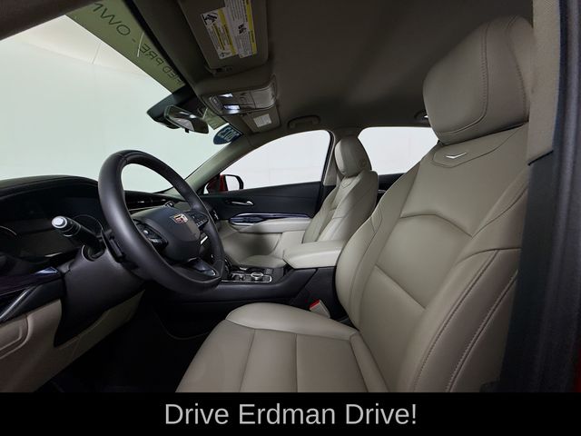 Used 2023 Cadillac XT4 SUV