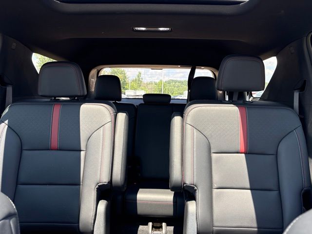 Used 2024 Chevrolet Traverse SUV