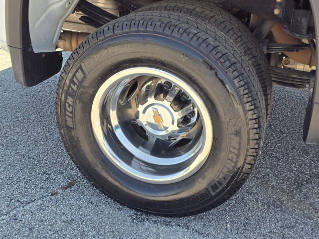 2024 Chevrolet Silverado 3500HD LT:168699A