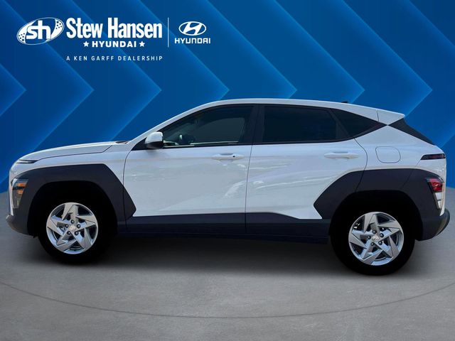 New 2026 White Hyundai SE image 3