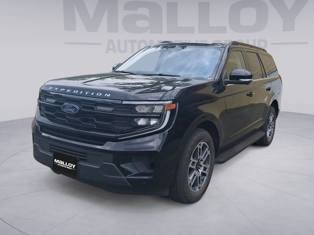 Black Metallic 2025 Ford Expedition Active 4WD SUV / Crossover Four-Wheel Drive Automatic