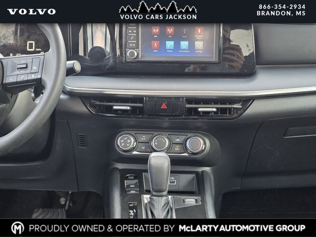 Used 2025 Nissan Kicks SUV