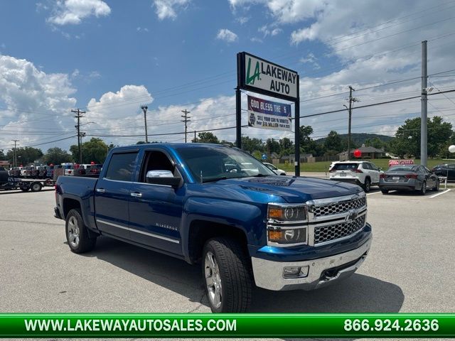 Deep Ocean Blue Metallic 2015 Chevrolet Silverado 1500 Pickup Truck Four-Wheel Drive 8-Speed Automatic Overdrive