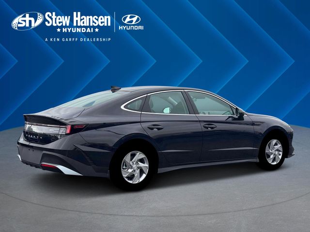 New 2026 Blue Hyundai SE image 8