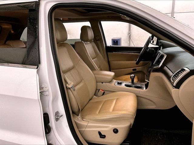 2014 Jeep Grand Cherokee Limited White at Carlisle Cadillac Buick GMC
