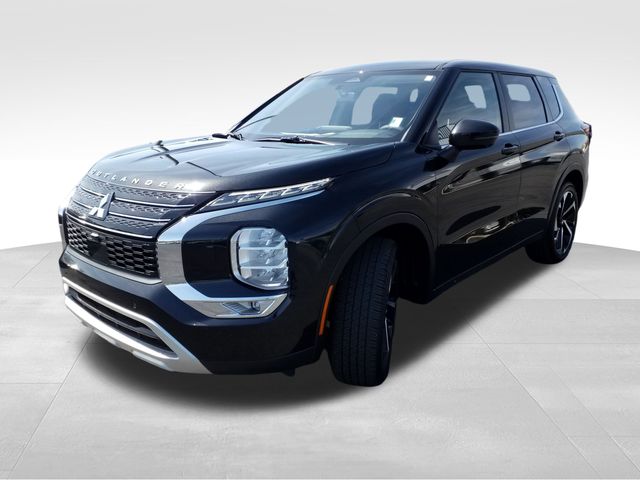Used 2023 Mitsubishi Outlander SE with VIN JA4J4UA89PZ052053 for sale in Indianapolis, IN