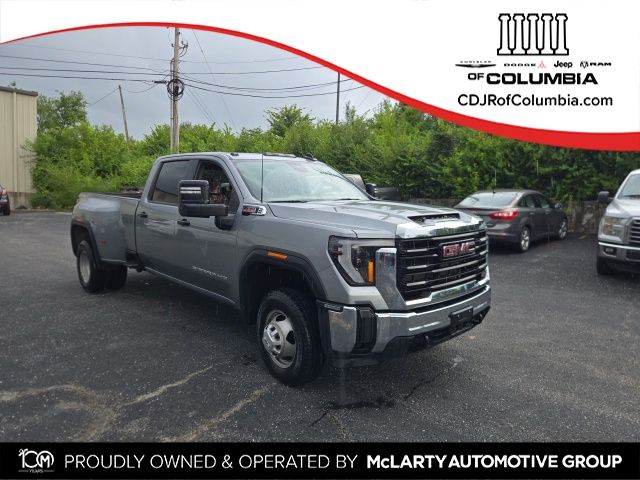 Sterling Metallic 2025 GMC Sierra 3500HD Pickup Truck Four-Wheel Drive Automatic