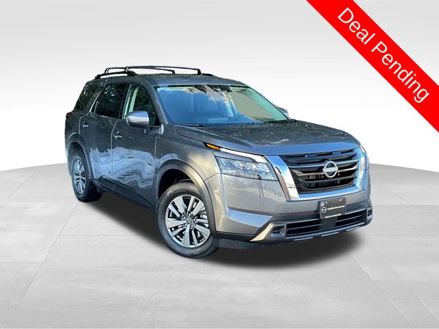2025 Nissan Pathfinder SV 4WD