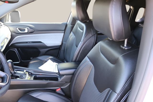 Used Car 2025 Jeep Compass  Latitude For Sale Under $25,000 In Austin, Texas