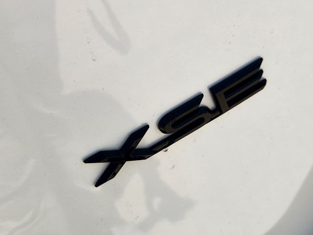 2026 Toyota RAV4 Plug-In Hybrid XSE - 7