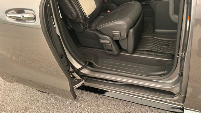New 2026 Toyota Sienna Van