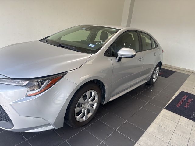2021 Toyota Corolla LE Silver at Community Toyota