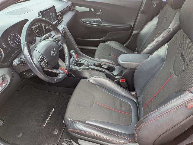 2020 Hyundai Veloster - Image 12