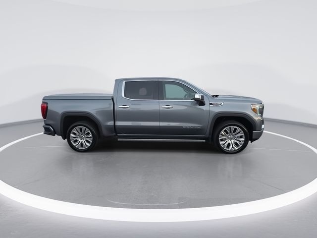 Used 2021 Gray GMC Denali image 9