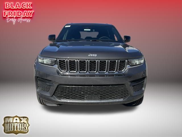 2025 Jeep Grand Cherokee  2