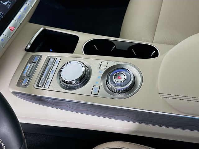 2025 Genesis GV70 Advanced 17