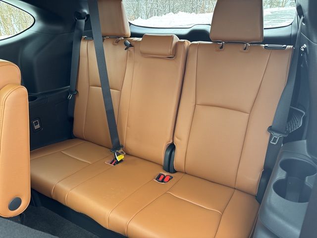 used 2023 Toyota Highlander car, priced at $43,136