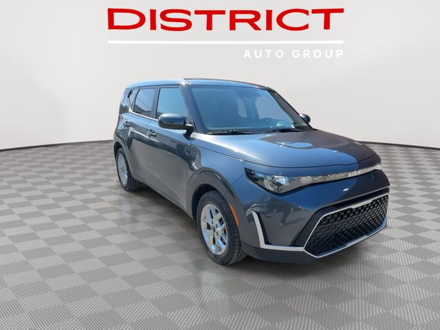 View vehicle photo 2