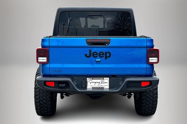 Used 2024 Jeep Gladiator Sport 4D Crew Cab