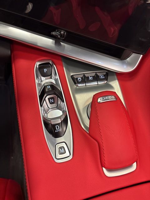 2025 Chevrolet Corvette Stingray photo