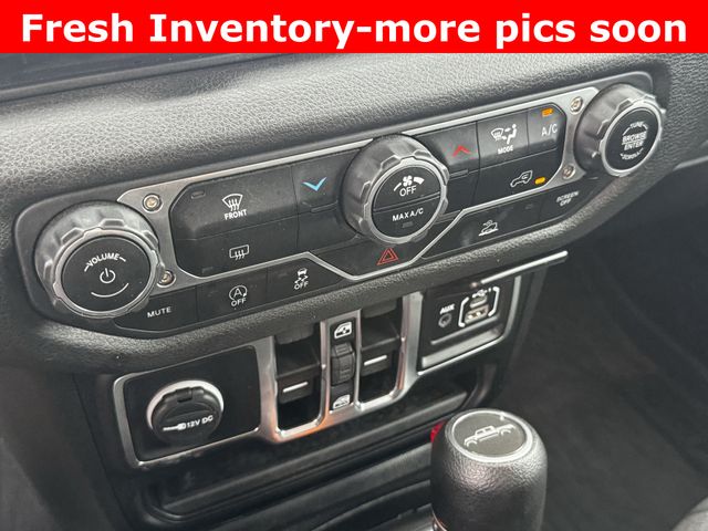 2024 Jeep Gladiator Sport White at DeMontrond Auto Country