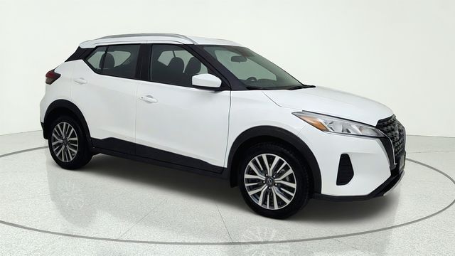 2024 Nissan Kicks SV White at EAG Ford Navasota
