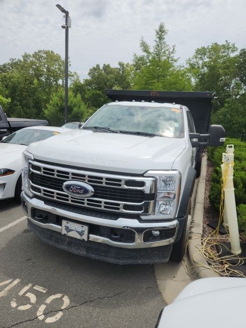2023 Ford F-450SD XL