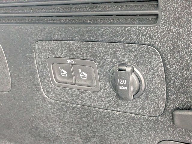 Used 2025 Kia Sorento Hybrid SUV