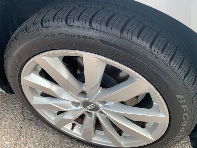 2018 Audi A4 2.0T photo
