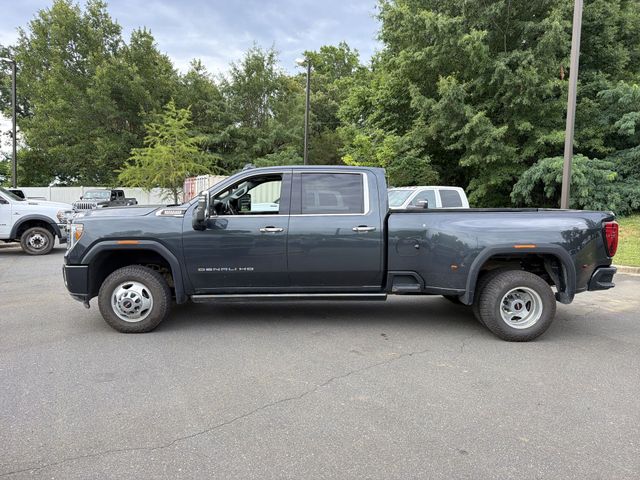 Used 2022 Green GMC Denali image 2