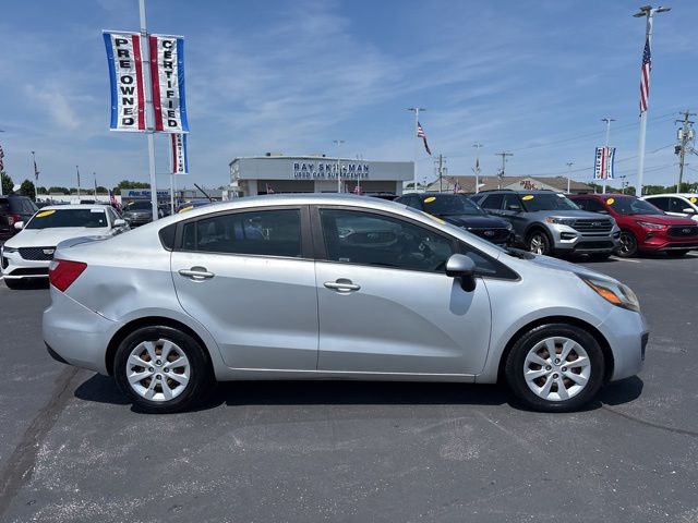 Used 2013 Silver Kia LX image 5