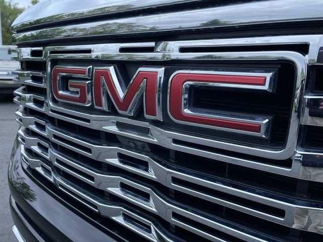 Used 2024 GMC Sierra 1500 For Sale in Livonia, MI