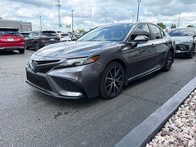 Predawn Gray Mica 2022 Toyota Camry Hybrid Sedan Front-Wheel Drive Continuously Variable Transmission