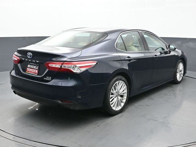 2018 Toyota Camry Hybrid XLE 6