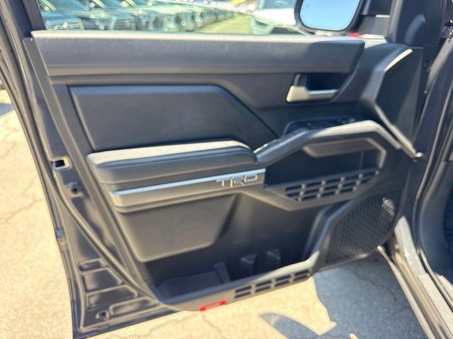 2025 Toyota Tacoma TRD Sport - Photo 29