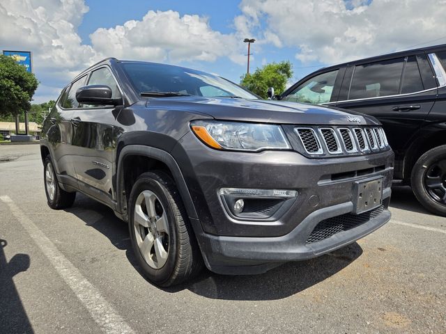 Gray (Granite Crystal Metallic Clearcoat) 2018 Jeep Compass Latitude 4WD SUV / Crossover Four-Wheel Drive 9-Speed Automatic