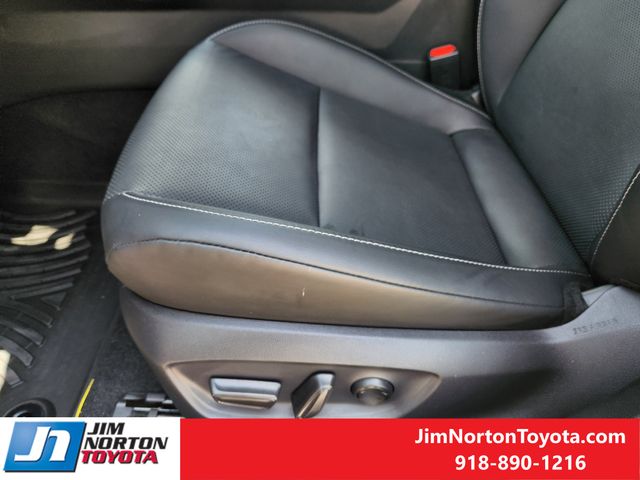 Used 2024 Toyota Prius Hatchback