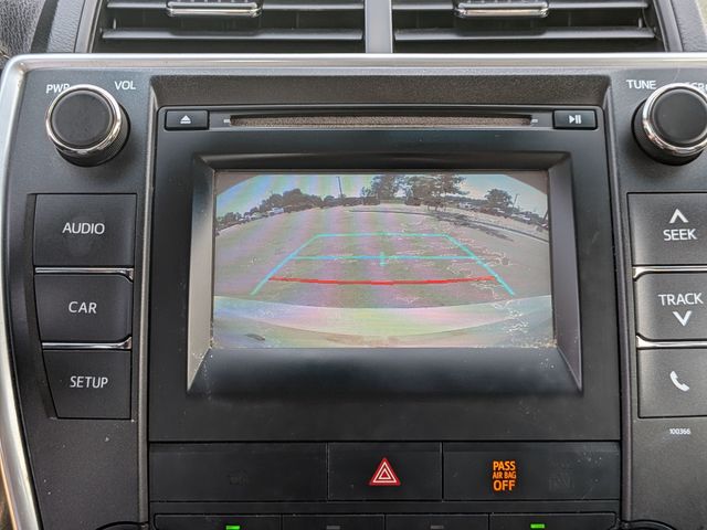 2015 Toyota Camry - Image 23