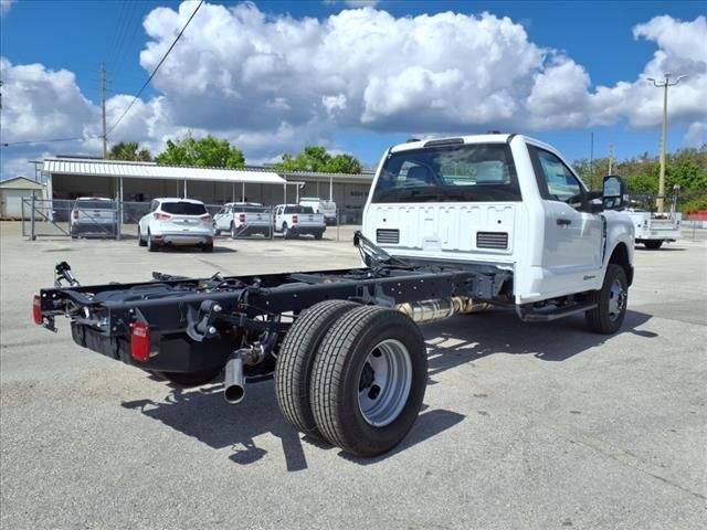 2025 Ford F-350SD XL photo