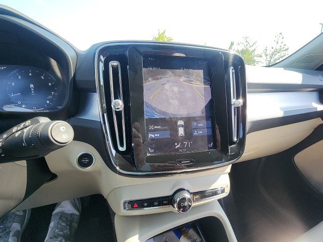 Used 2019 Volvo XC40 SUV