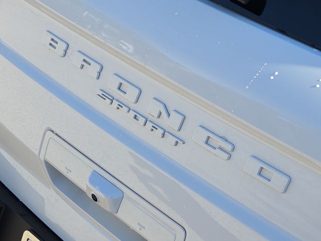 New 2025 White Ford Outer Banks image 10